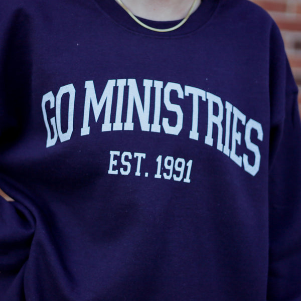 College Style Crewneck – Navy